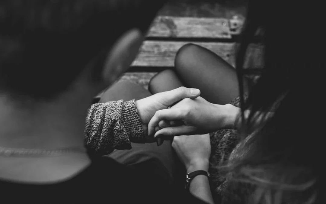 ¿Por qué sigo viendo los chats de mi ex pareja después de 2 años y todavía me siento triste? Entiende por qué no logras superar la ruptura